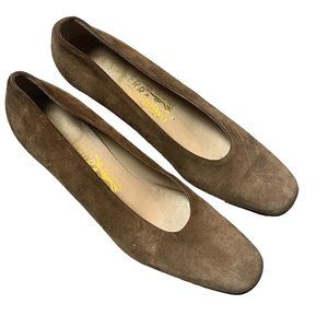 Salvatore Ferragamo Vintage Suede Pump Heels Logo ClassicTan Size 7.5 3A